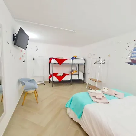 Quartos Grupos 게스트하우스