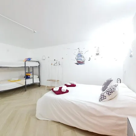 Quartos Grupos 게스트하우스 나자레