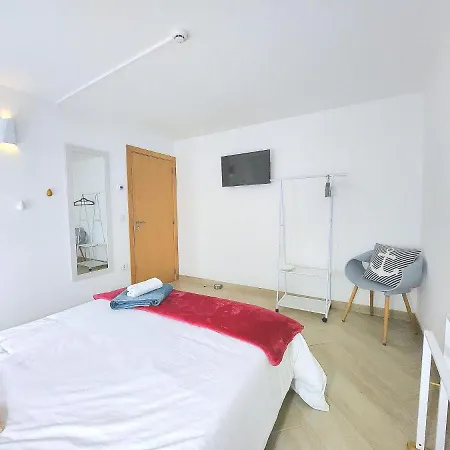 Quartos Grupos * נאזרה