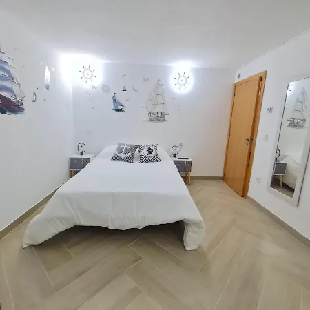 Guest house Quartos Viajantes, Surfistas, Grupos, Boa Energia Nazare