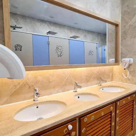 בית הארחה Quartos Grupos *