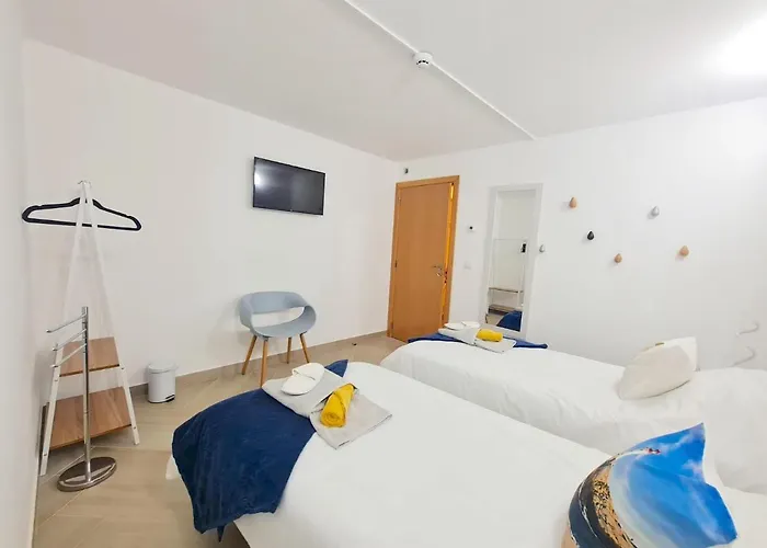 Quartos Grupos בית הארחה *