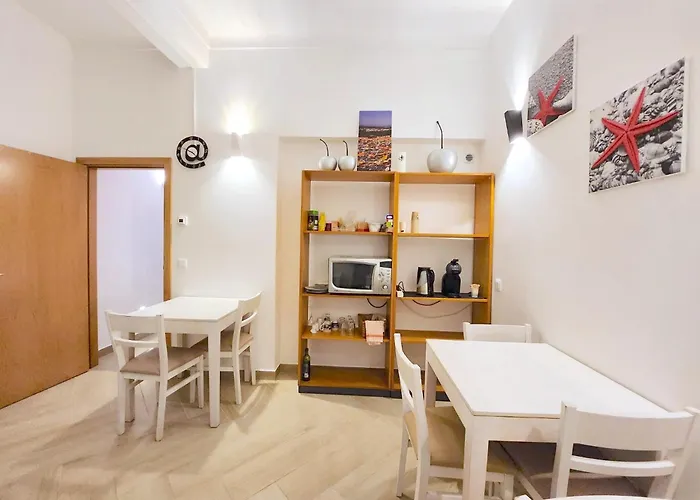 Quartos Grupos נאזרה